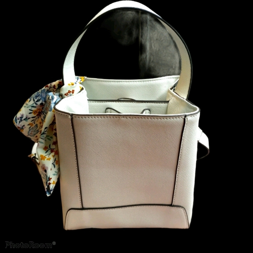 *today only**Steve madden bag